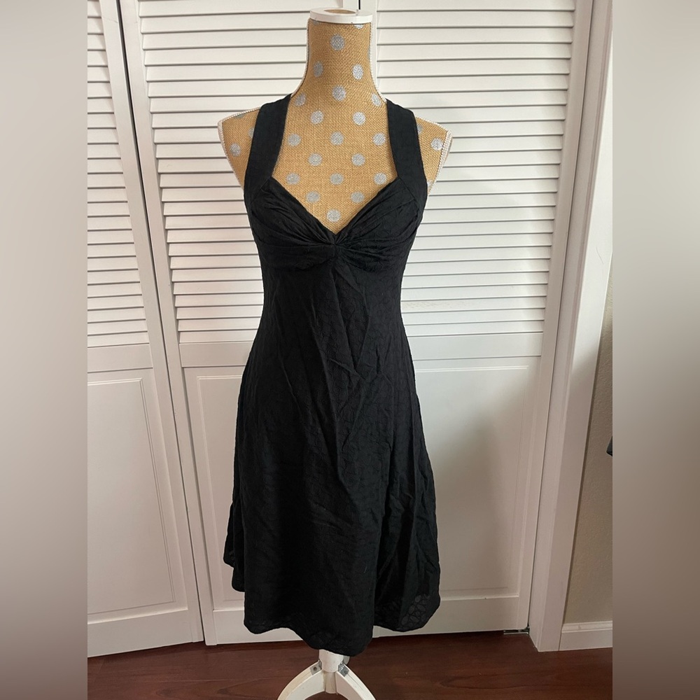 Super cute Vintage 90’s Calvin Klein black dress crisscross back Sz 6